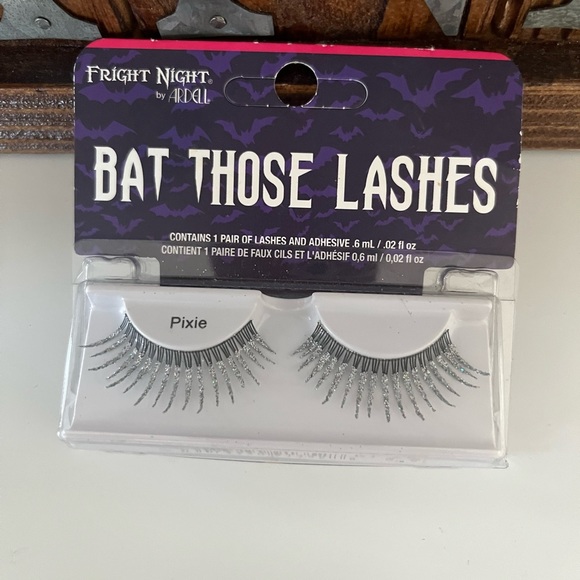 BAT THOSE EYELASHES - Picture 3 of 3